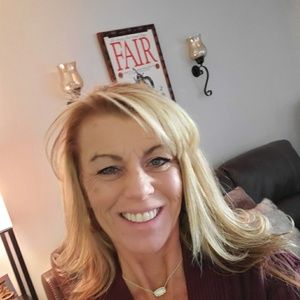 Meet your Posher, Wendy